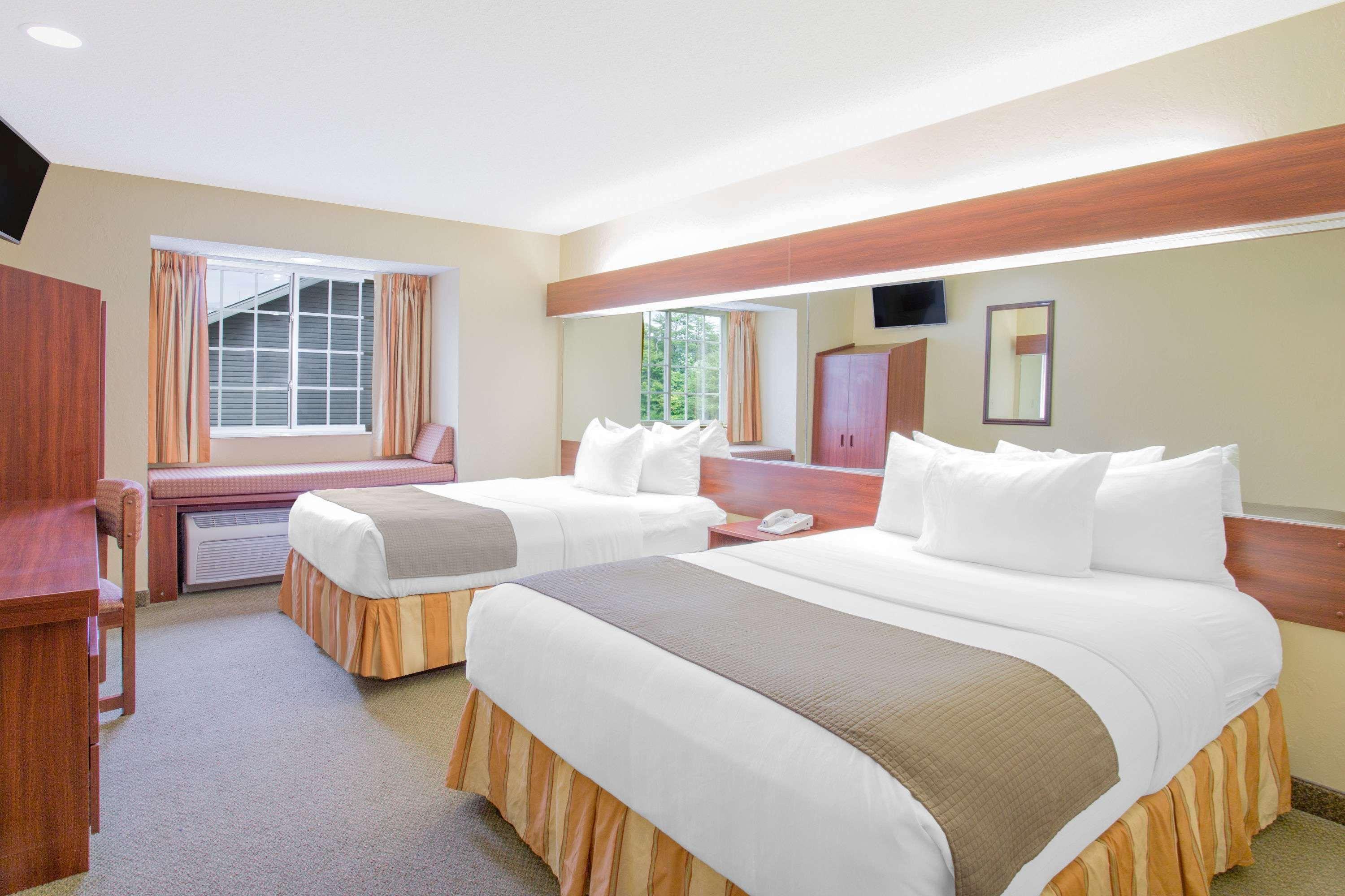 Microtel Inn And Suites Gassaway Eksteriør billede