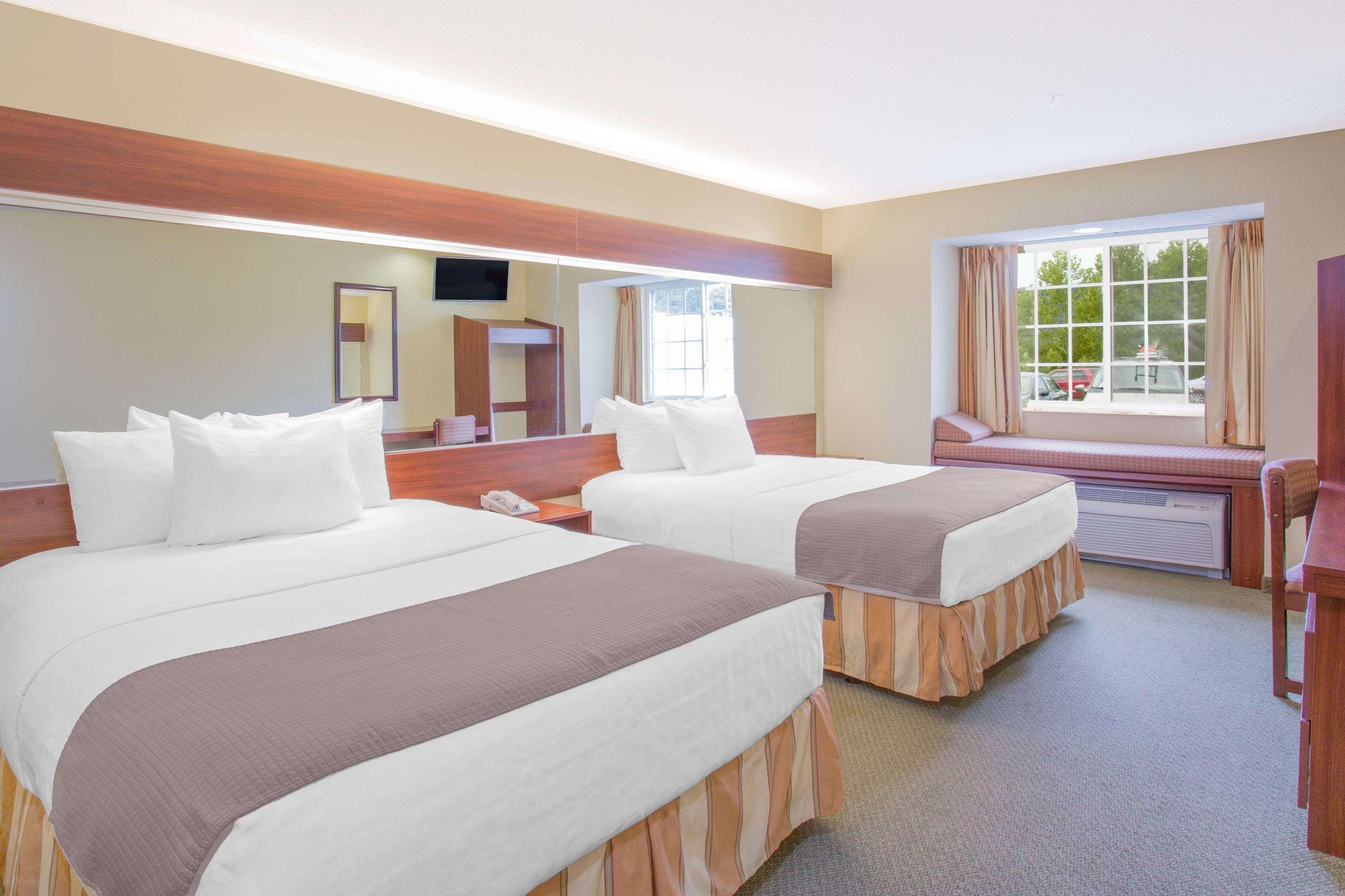 Microtel Inn And Suites Gassaway Eksteriør billede