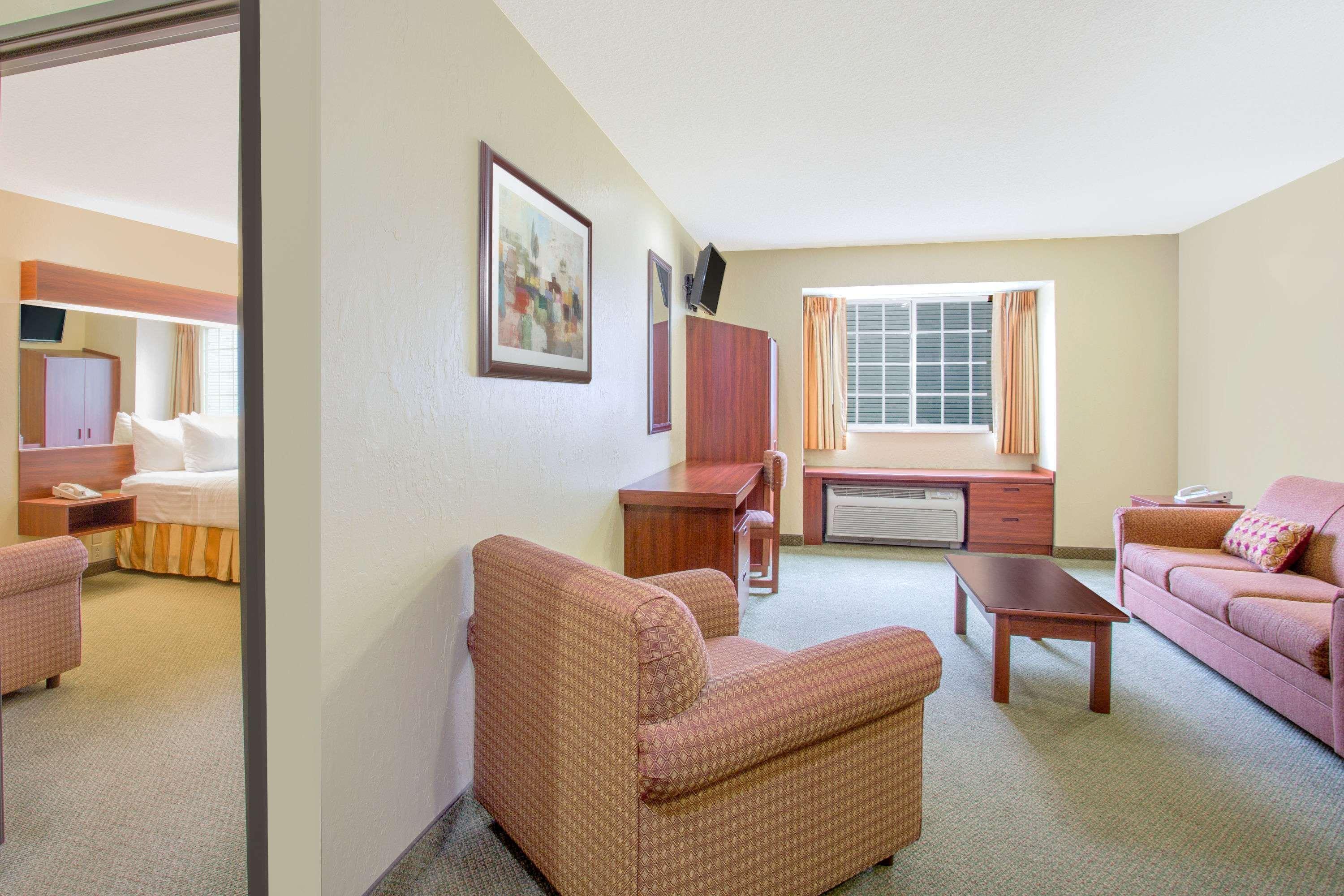 Microtel Inn And Suites Gassaway Eksteriør billede