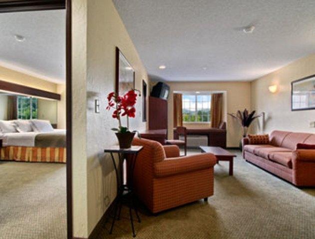 Microtel Inn And Suites Gassaway Værelse billede