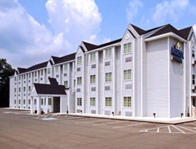Microtel Inn And Suites Gassaway Eksteriør billede